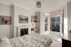 Bedroom- click for photo gallery